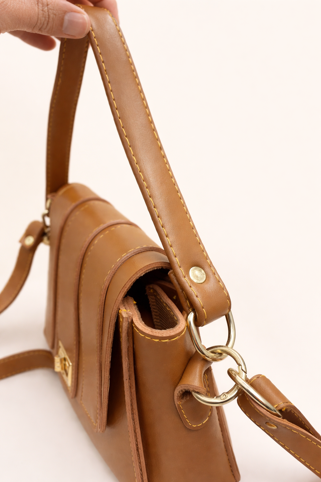 Lock Detail Crossbody Bag