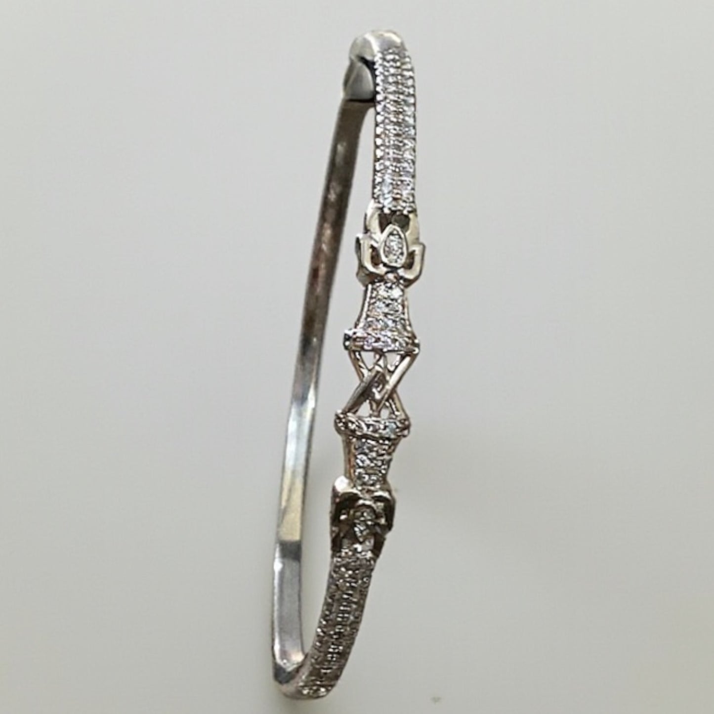 silver arrow crystal bangle