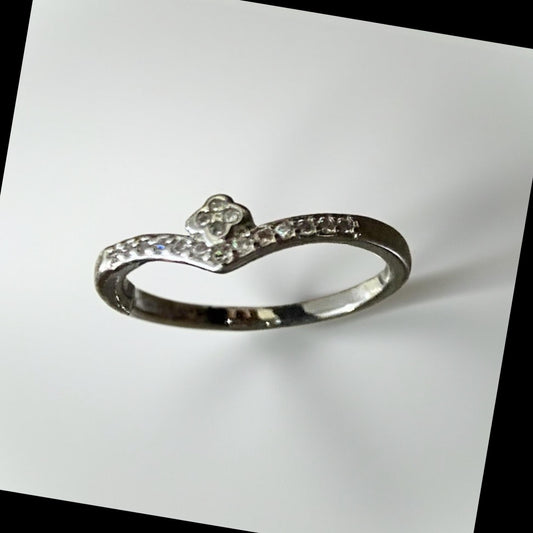 Silver Heart Crown Bangle