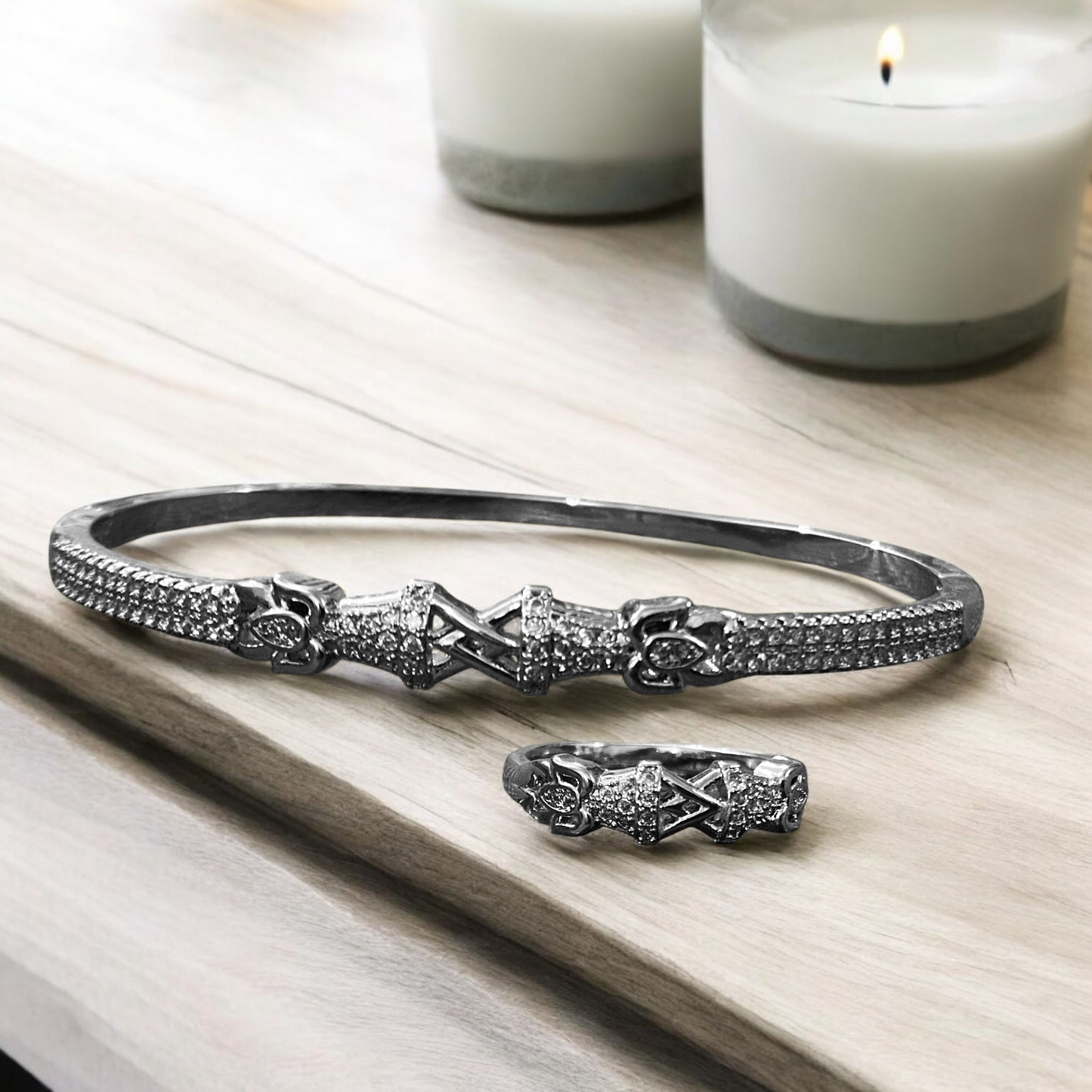 silver arrow crystal bangle