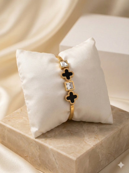 Black and Gold Clover Handcuff