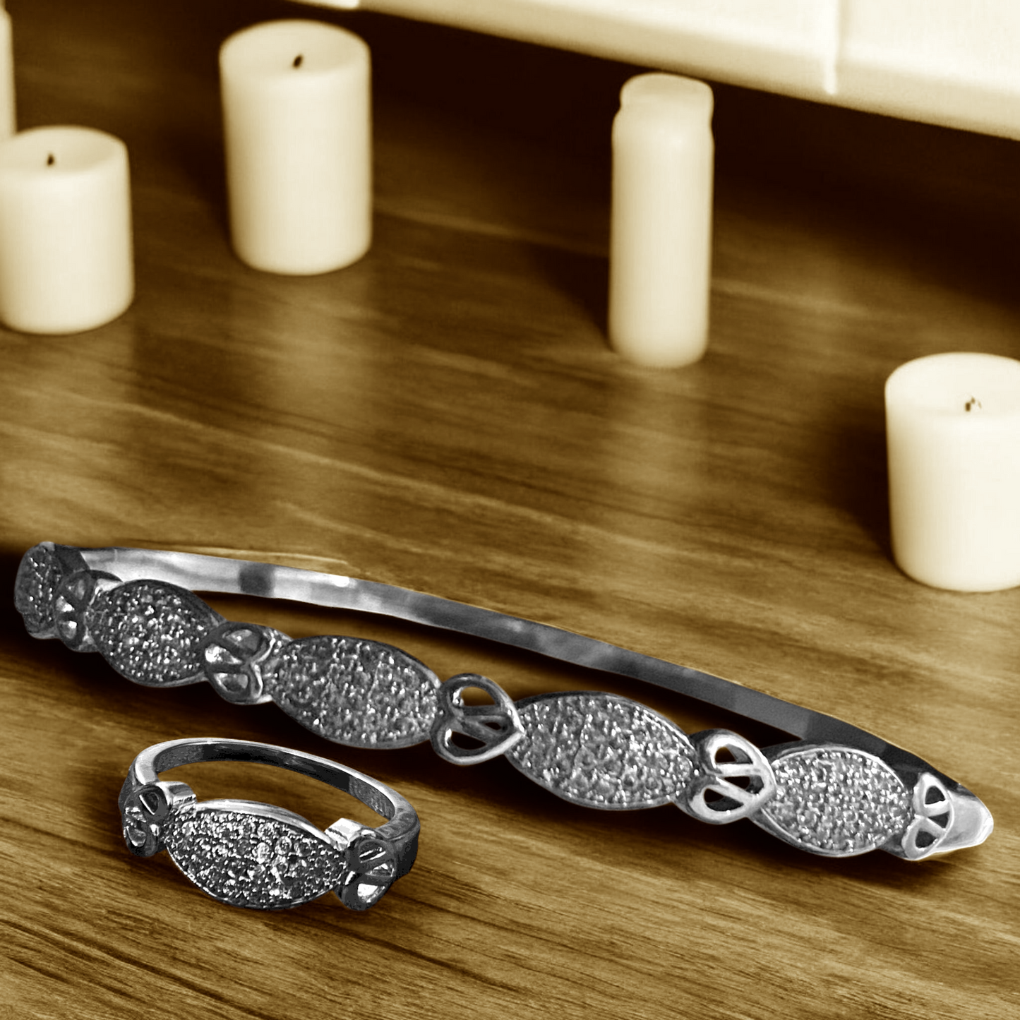 Silver Radiant Edge Bangle