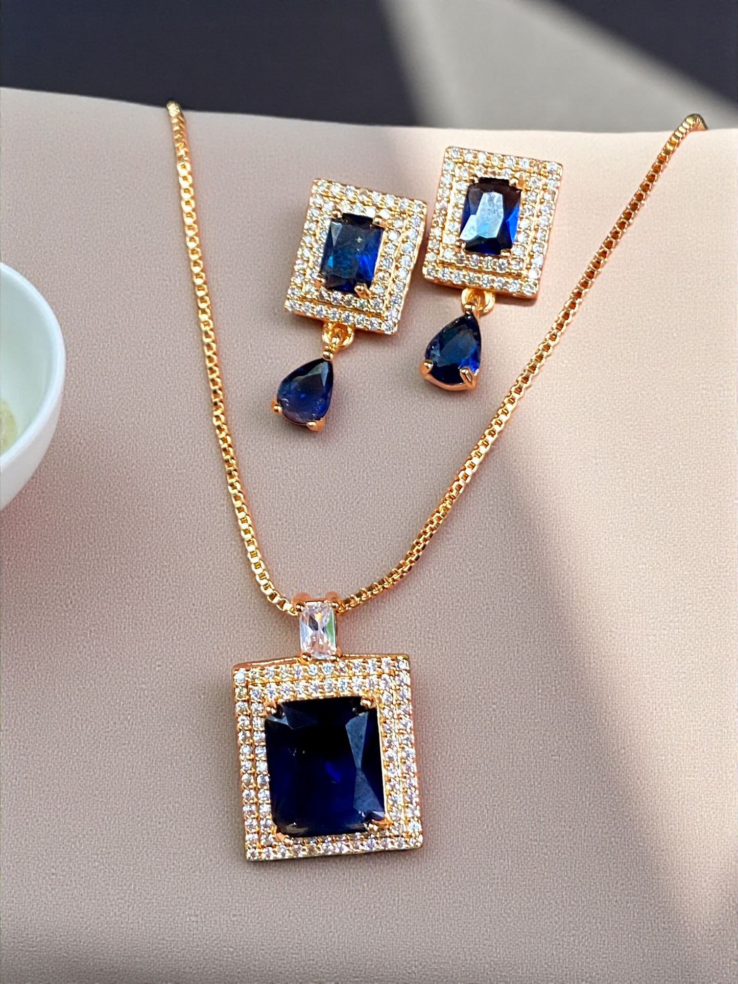 Glitz & Gem – Occasion Set