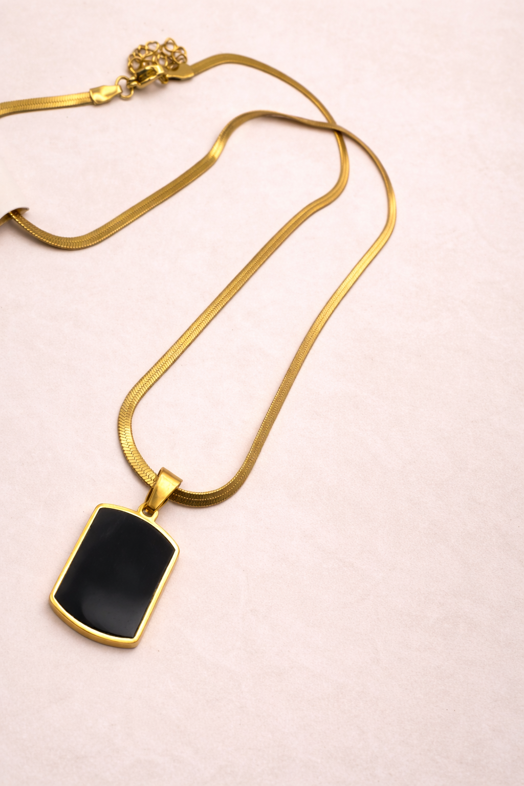 Men’s Black Tag Pendant (gold)