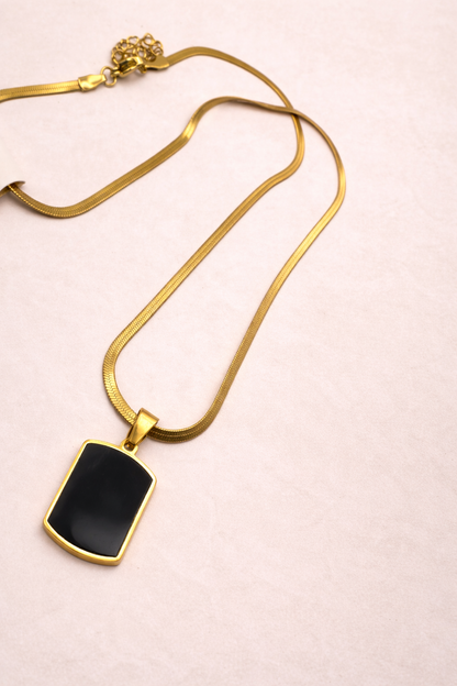 Men’s Black Tag Pendant (gold)