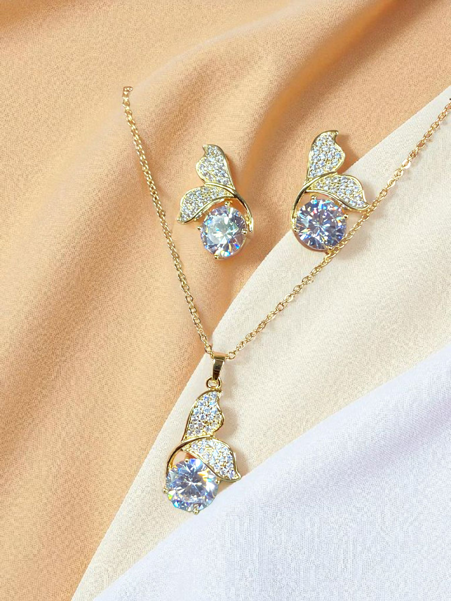 Golden Leaf Elegance Set