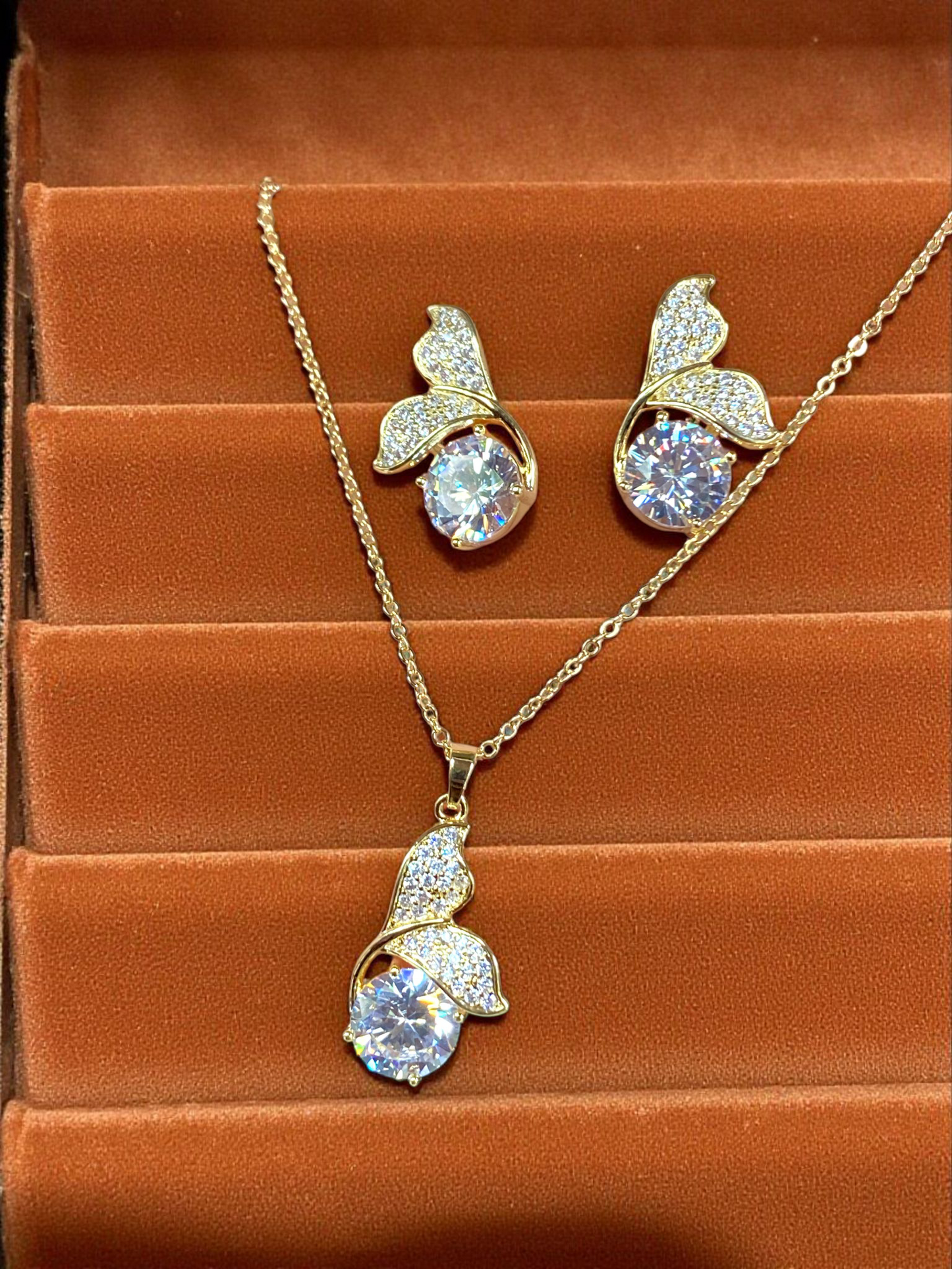 Golden Leaf Elegance Set