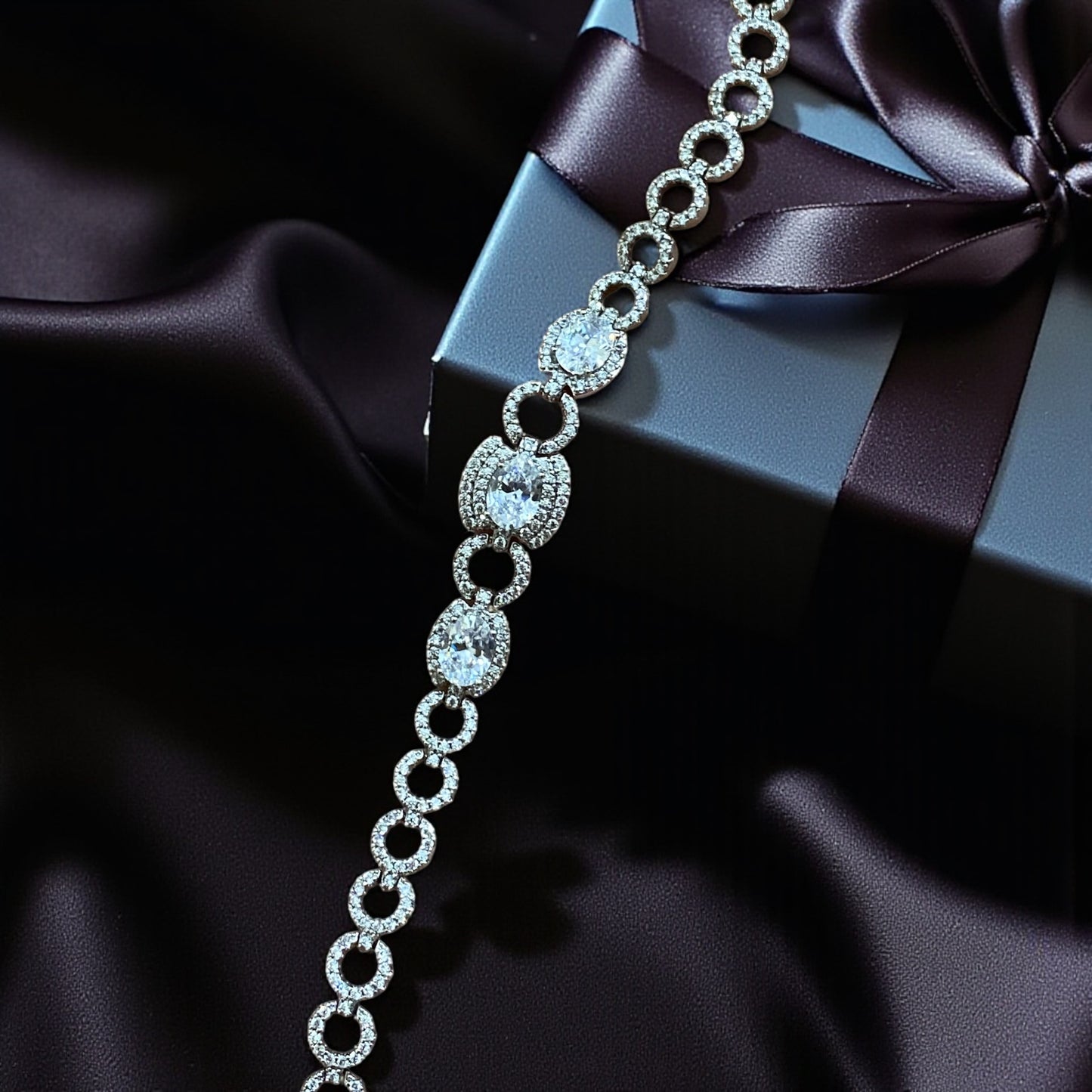 Crystal Halo Elegance Bracele