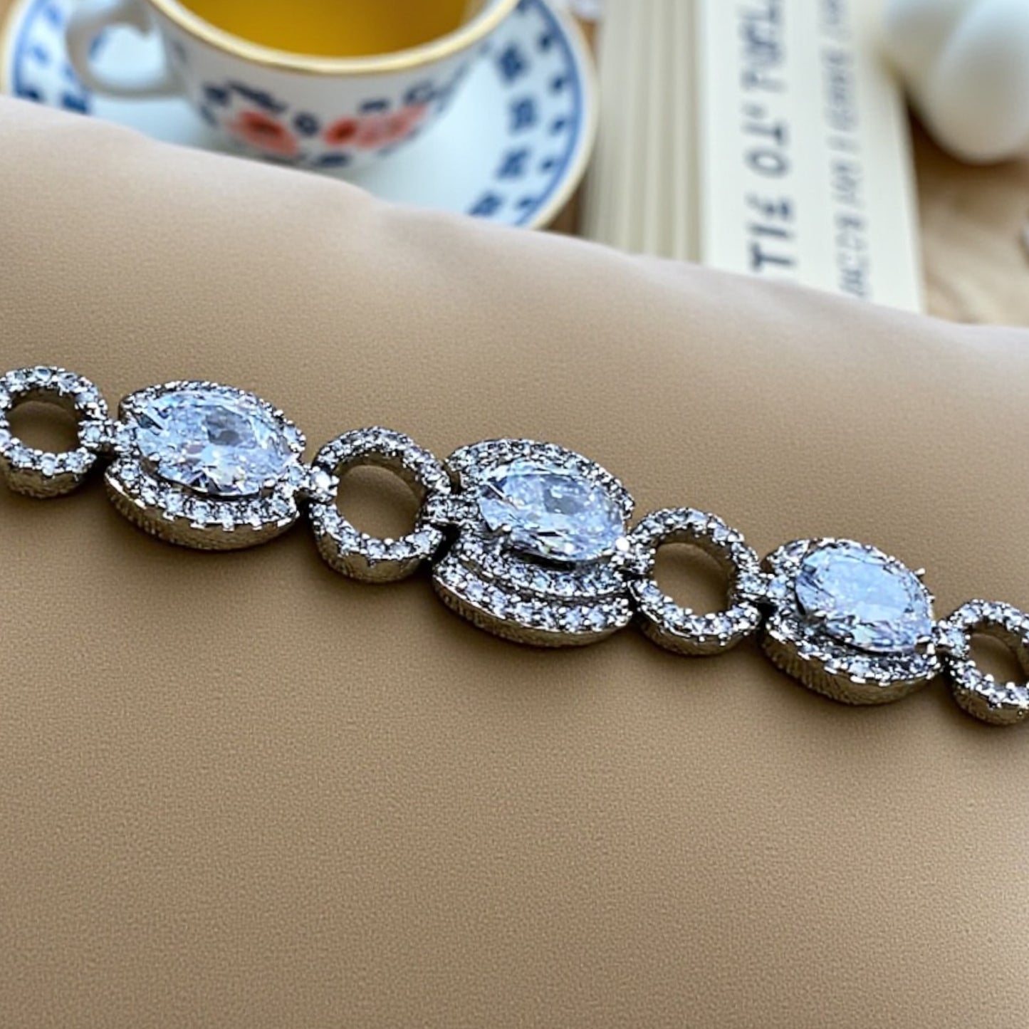 Crystal Halo Elegance Bracele