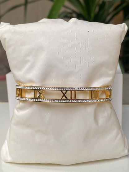 Roman Luxe Handcuff