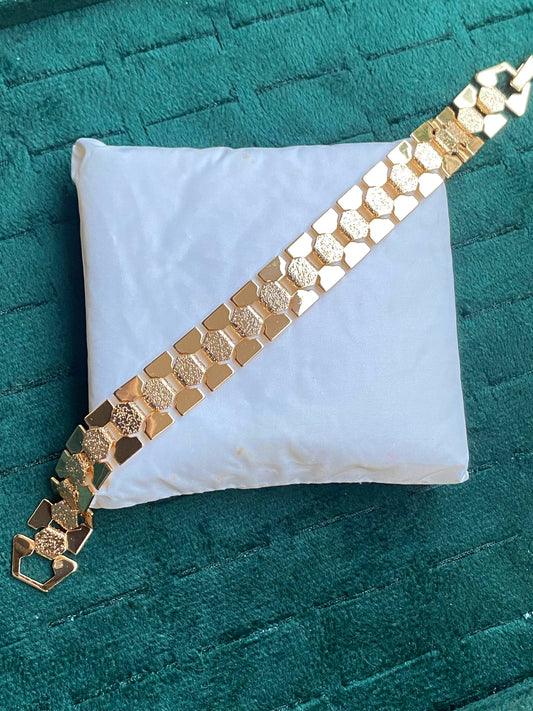 Gold Textured Link Bracelet