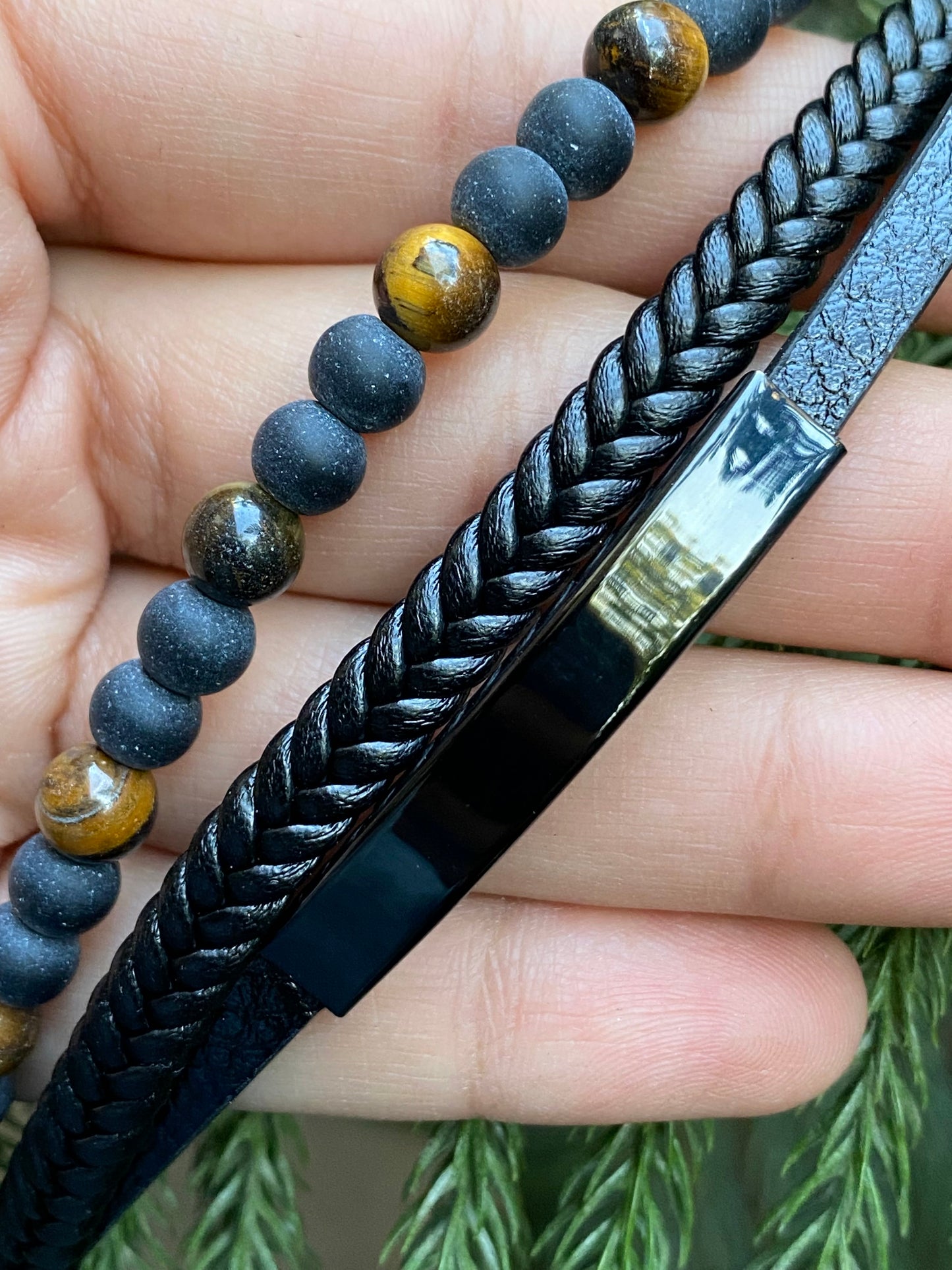 Men’s Triple-Layer Beaded  Bracelet