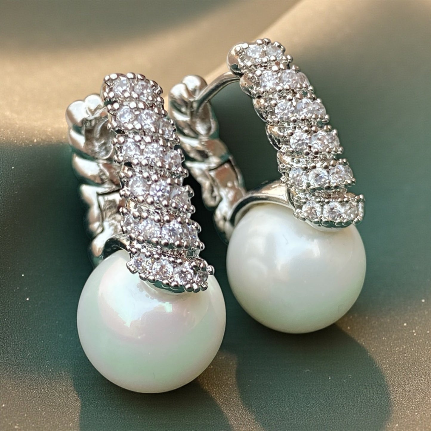 Pearl Drop Everyday Earrings