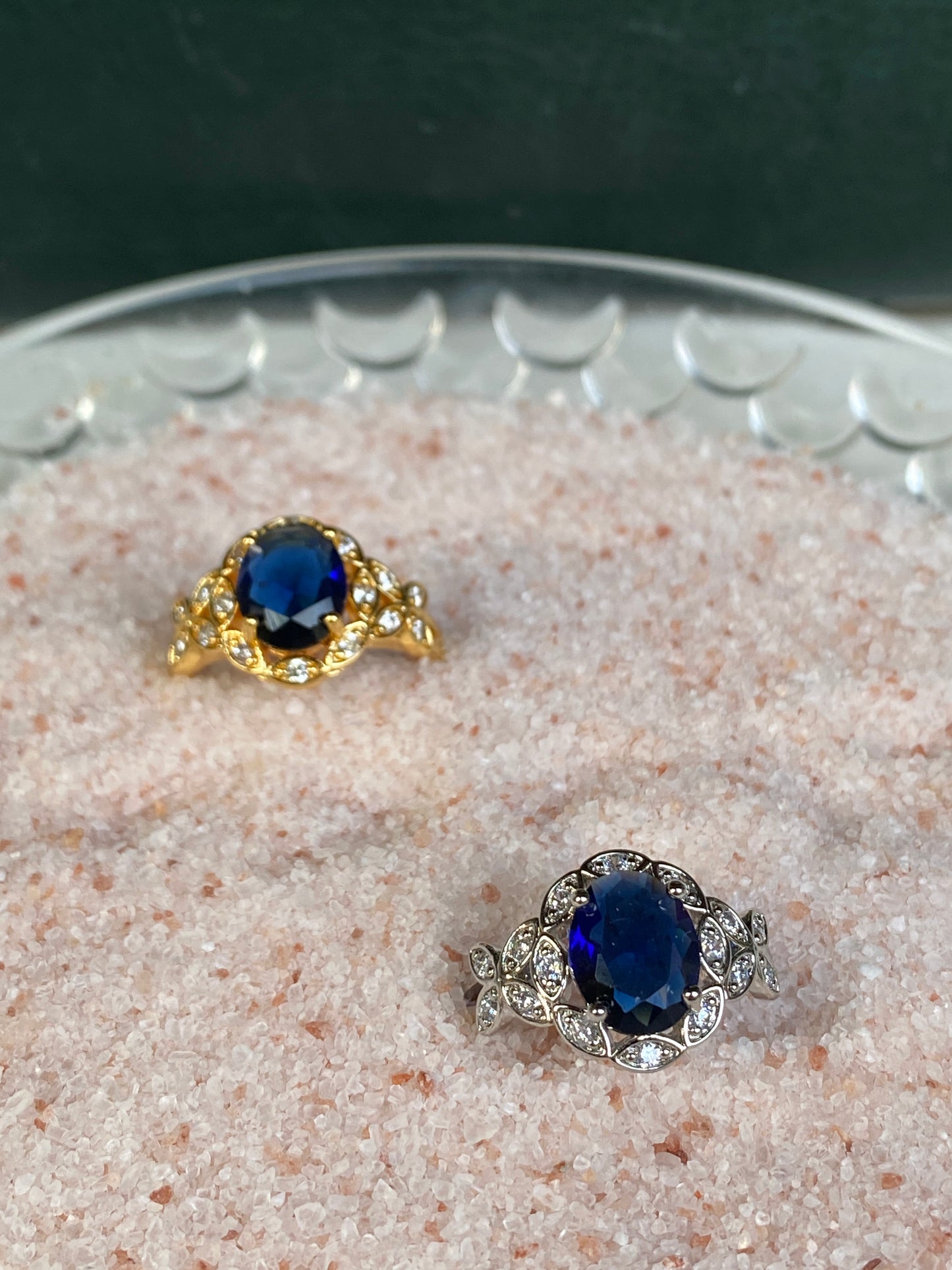 Mid Night Bloom Ring