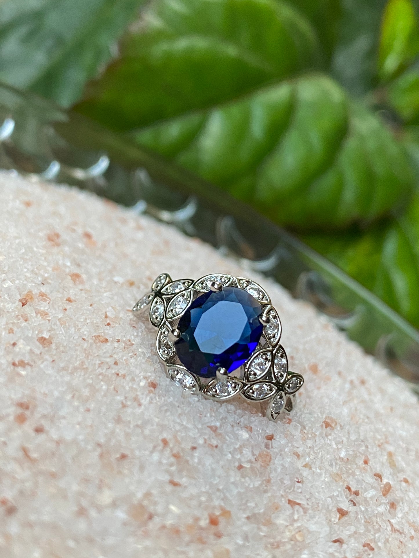 Mid Night Bloom Ring