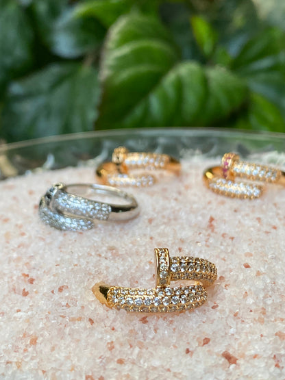 Vela Accent Ring
