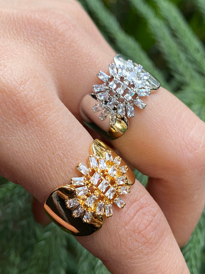 Beautiful Knot Ring