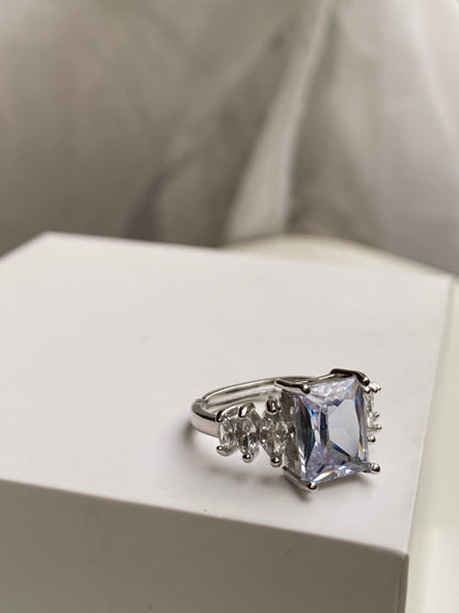 Lumi Square Ring
