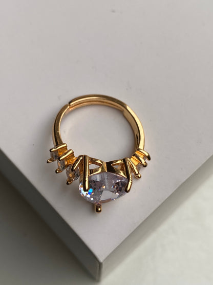 Nova Heart Ring