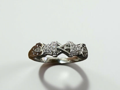 silver arrow crystal bangle