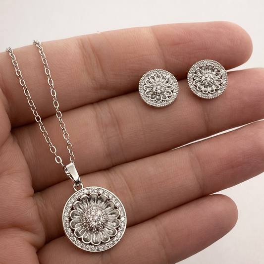 Round Pendant Set