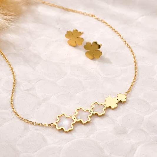 Gold-Floral Pendant Set
